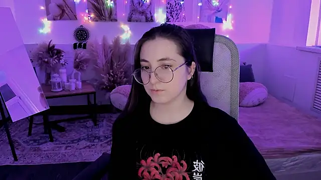 Chat +18 de VirtuallVoyant ao vivo