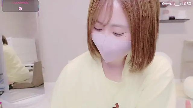 XXX chat uživo modela Yuu__k