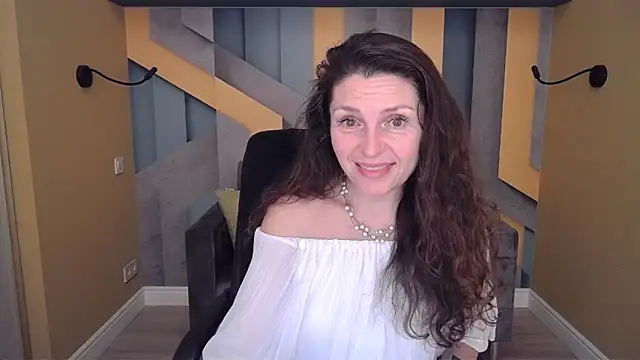 XXX chat uživo modela EllaLong