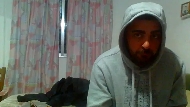 petan33 Adlı Modelin Canlı XXX Sohbeti