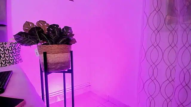 Czat XXX na żywo – Lia_johnsonn