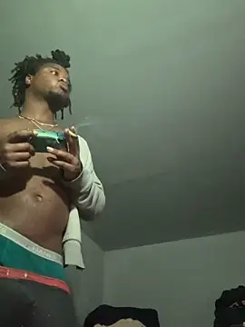 MIGHTYDEMONXXX Adlı Modelin Canlı XXX Sohbeti