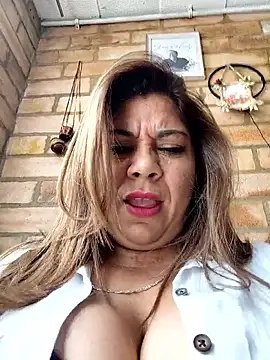 Laura-Hernandez's Live XXX Chat