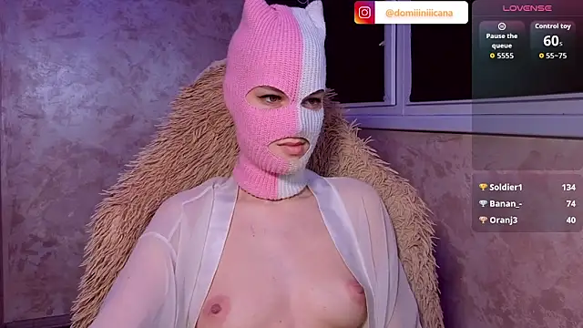 Domiiiniiicana's Live XXX Chat