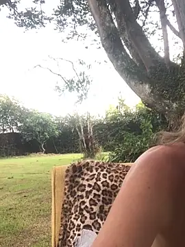 Czat XXX na żywo – Angiehuston1