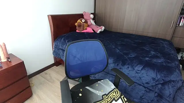 Czat XXX na żywo – Luanarhoades