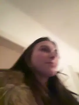 SophiiaStarrのライブXXXチャット