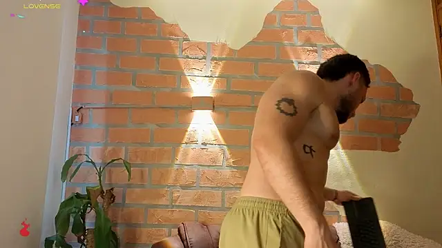 King_meruem Adlı Modelin Canlı XXX Sohbeti