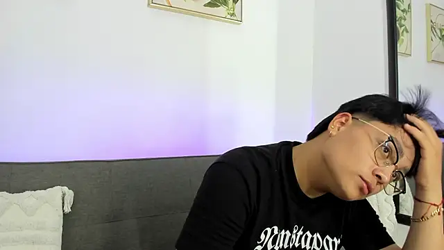 mathew_skin webcam show