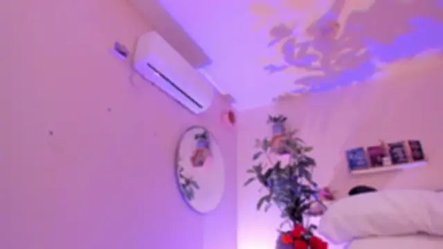 YariRose's Webcam Show