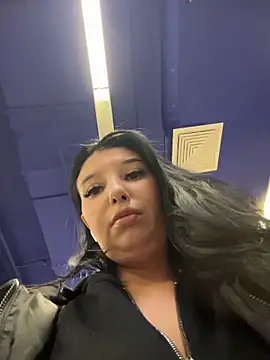 Tisha_Busty's Webcam Show