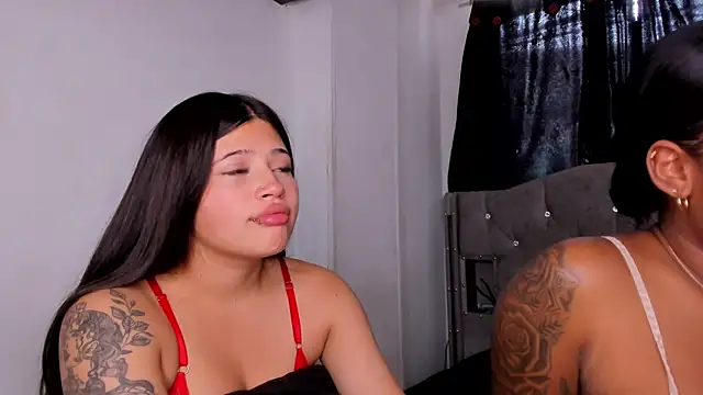 game_with_lesbians_ লাইভ XXX চ্  যাট