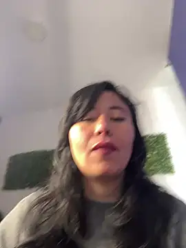 Chat +18 de LolaOpalX ao vivo