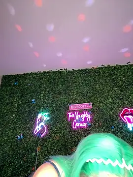 RenaThickAss' Webcam Show