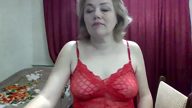 AlliRain's Live XXX Chat