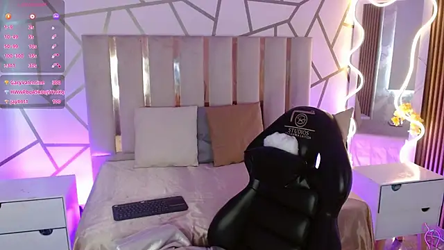 CYRUS_TAY Chat XXX live