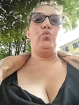 _Saraqueen: онлайн-секс-чат