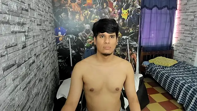 Вебкам-шоу kevin_roldans