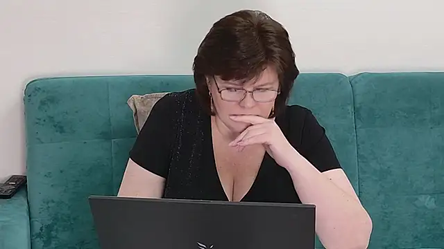 Sandra_Sunrise Live XXX-Chat