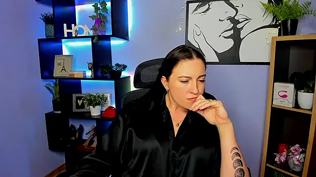 FUN_AMI: онлайн-секс-ч ат