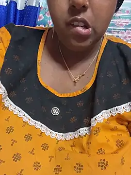 Beauty-queen Adlı Modelin Web Kamerası Şovu