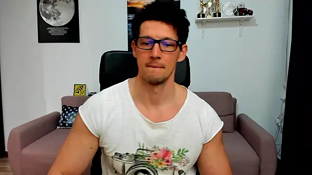 Chat XXX Live BrutusK08