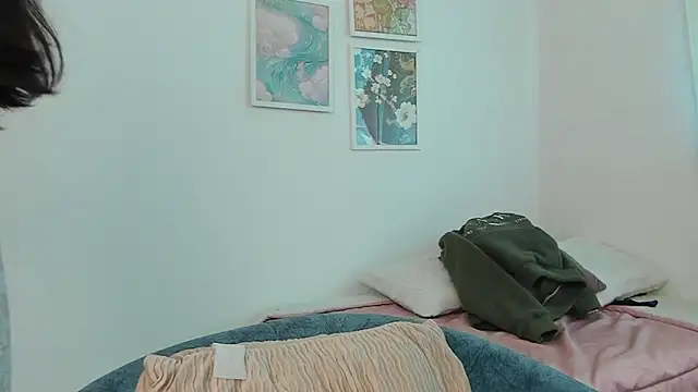 canelleGarces Adlı Modelin Canlı XXX Sohbeti