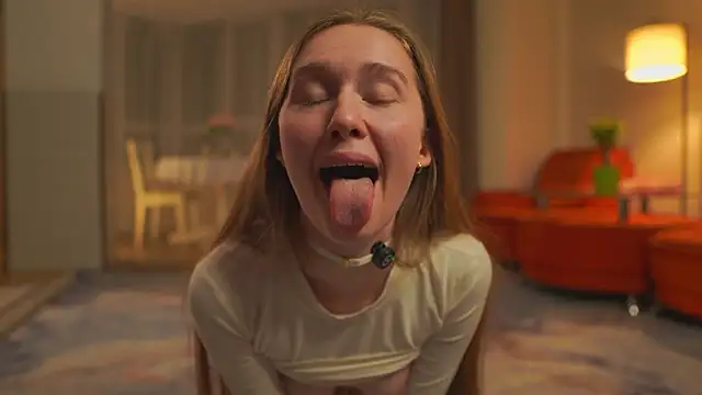 SharaNewbern Live XXX Chat