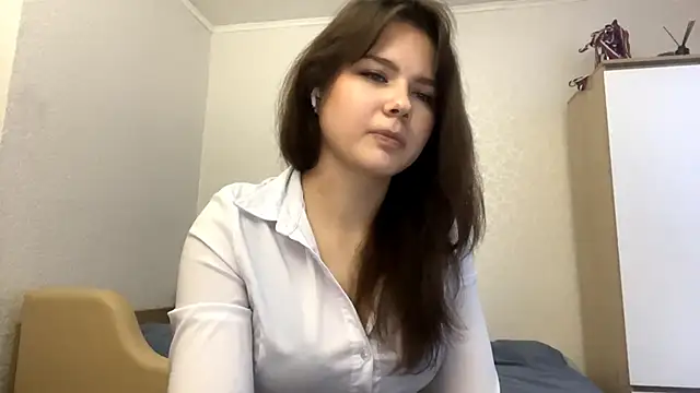 PluralSind Adlı Modelin Canlı XXX Sohbeti