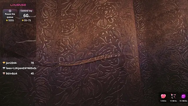 Chat +18 de Hanna_Becker_ ao vivo