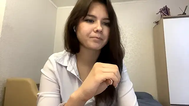 แชท XXX สดของ PluralSind