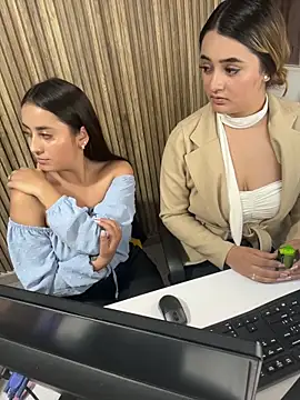 Živý XXX chat Antonella_Julieta