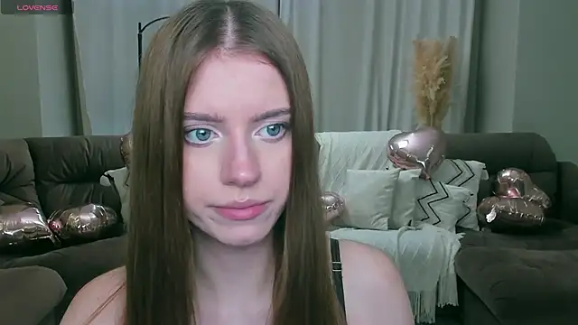 Erica_Kiss Obrolan Langsung XXX