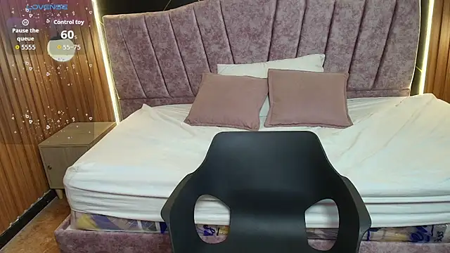 MoriahStormのライブXXXチャット