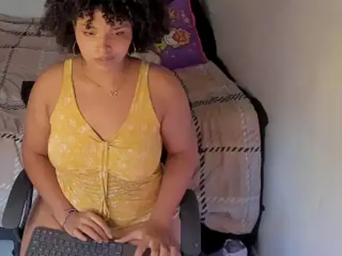 chloe_kisses' Live XXX Chat