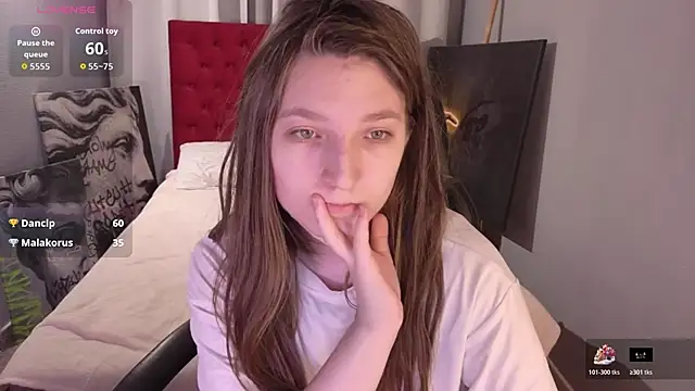 Chat XXX en directo de Mia_Myles