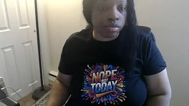 Chatroom XXX en direct de Sexymona1218