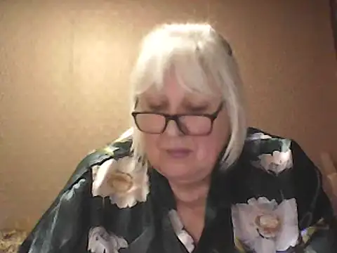 Chat +18 de Alexia64231 ao vivo