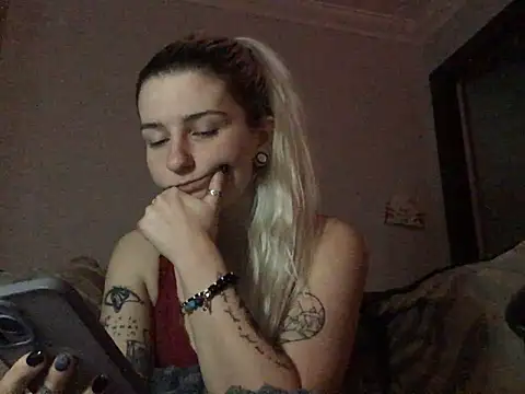 Chat +18 de xxamyleighxx ao vivo