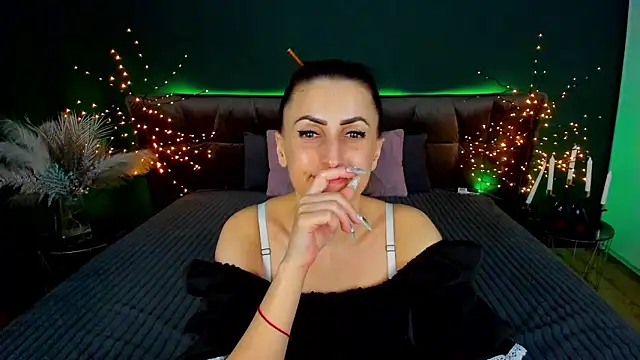 Rebecca_Diamond – Kamerová šou