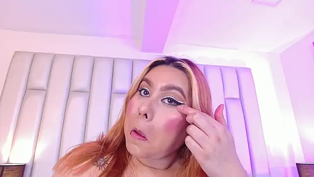 aandreaperez's Live XXX Chat