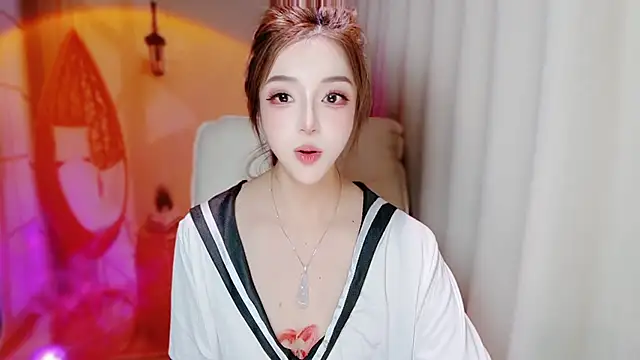 zizi-a's Live XXX Chat