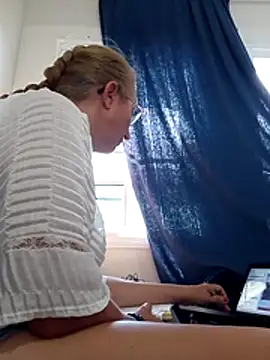 MILEIDE980 Chat XXX live