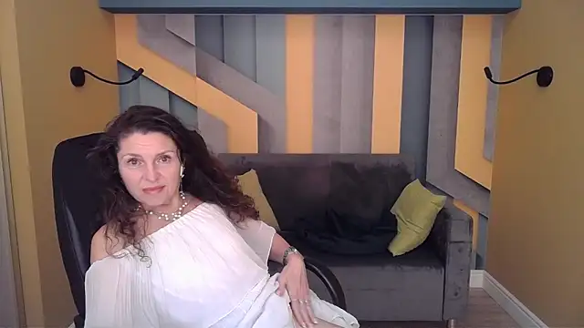 EllaLong 现场XXX聊天