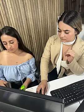 Antonella_Julieta Live XXX-Chat