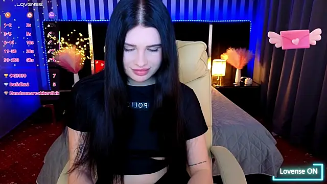 แชท XXX สดของ Neyla_Charm