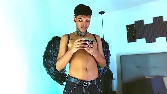 แชท XXX สดของ Rick_Wade