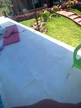 l0lita_emi লাইভ XXX চ্যাট