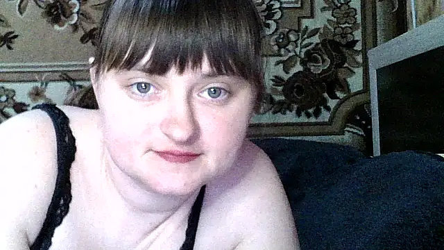 LuckyLust15のライブXXXチャット