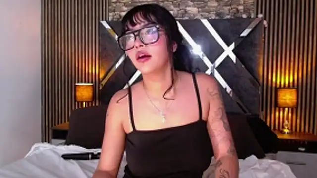 Amy_channel Chat XXX in diretta